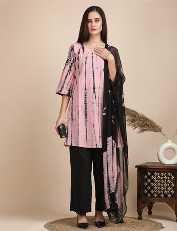 Pink shibori kurta set with dupatta